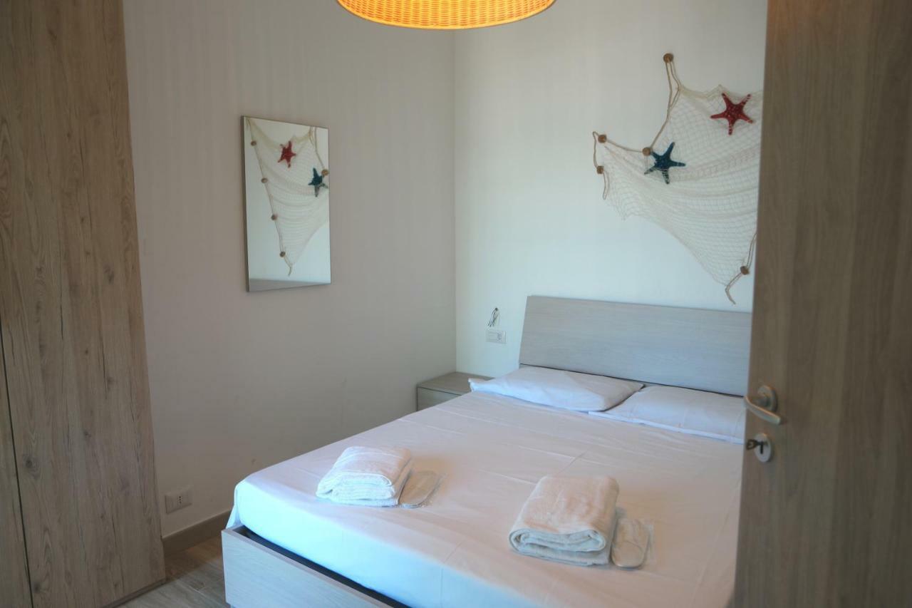 Attico Galilei Fronte Mare By Salentoville 加利波利 外观 照片
