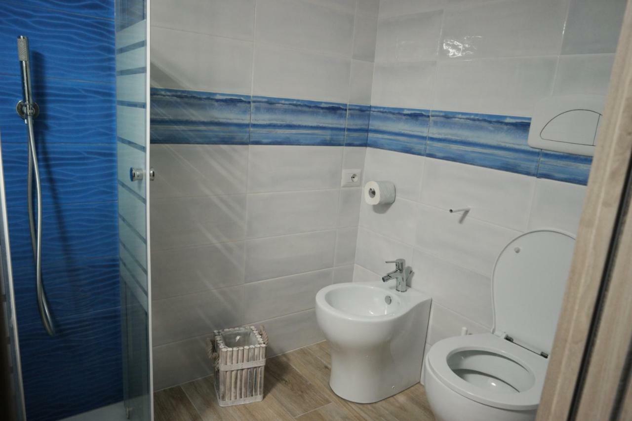 Attico Galilei Fronte Mare By Salentoville 加利波利 外观 照片